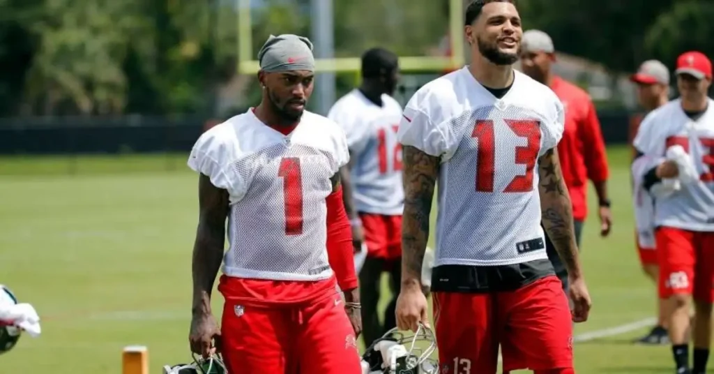 Mike Evans's Siblings: A Closer Look